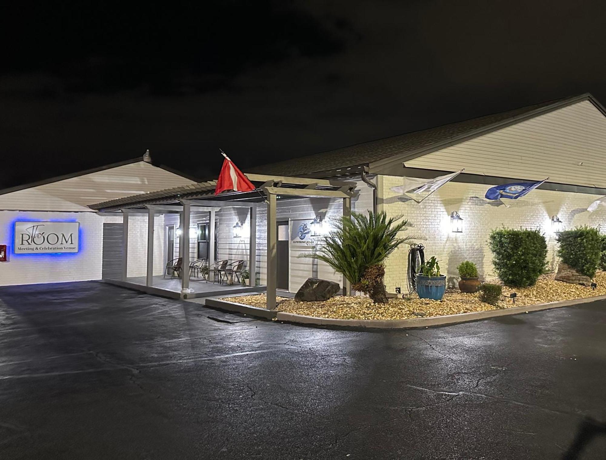 At Home Inn - Pensacola Ferry Pass Εξωτερικό φωτογραφία