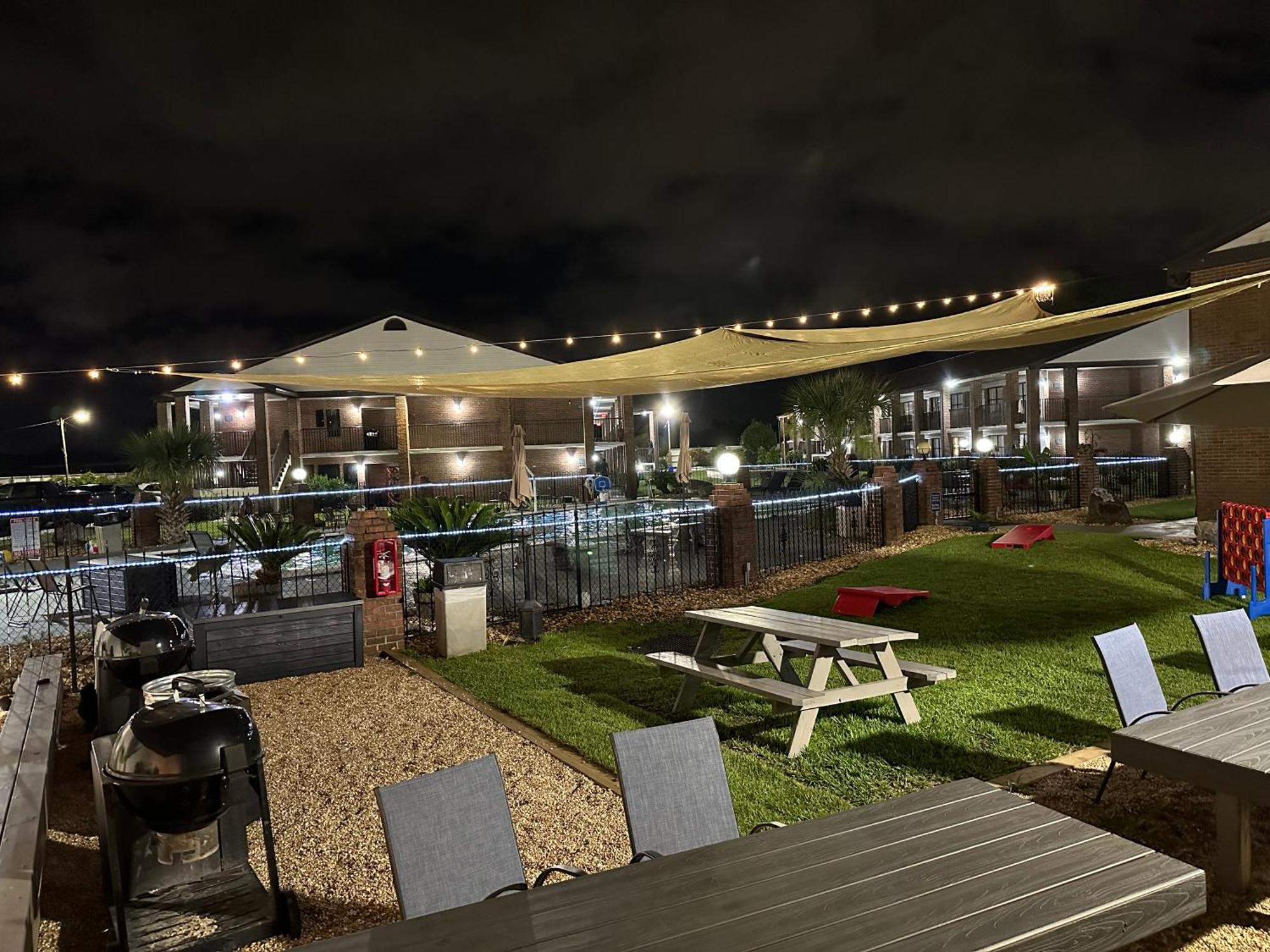 At Home Inn - Pensacola Ferry Pass Εξωτερικό φωτογραφία